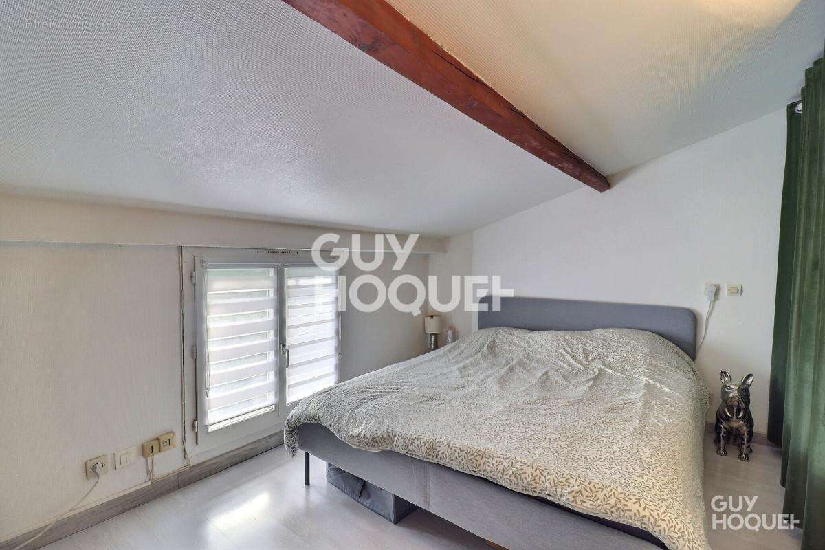 Maison à SAINT-GERMAIN-DE-MARENCENNES