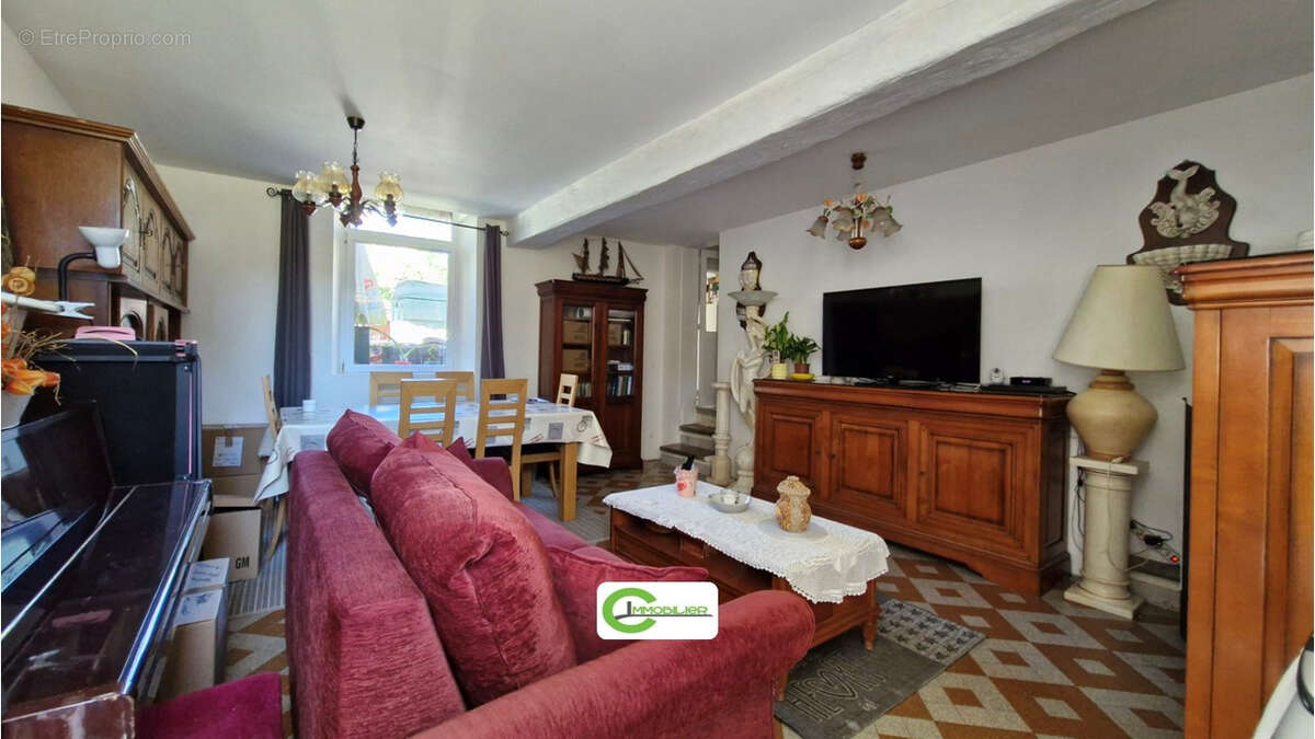 Maison de village a couetron-au-perche - photo 4