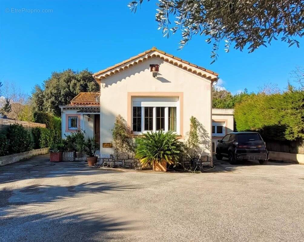 Maison à LE CANNET