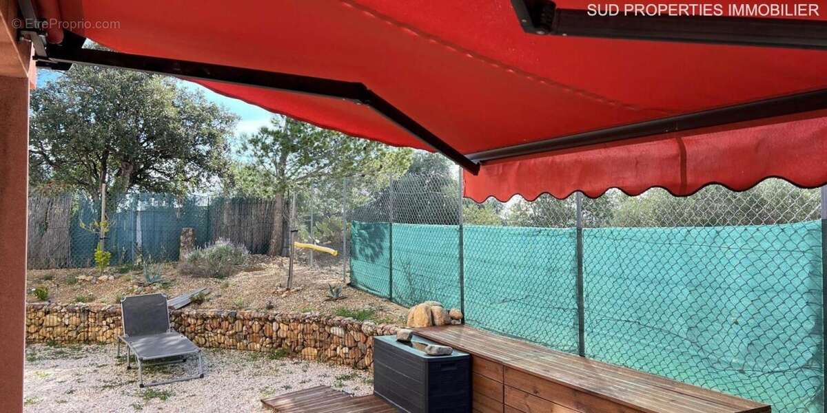 Appartement à SAINT-ESTEVE