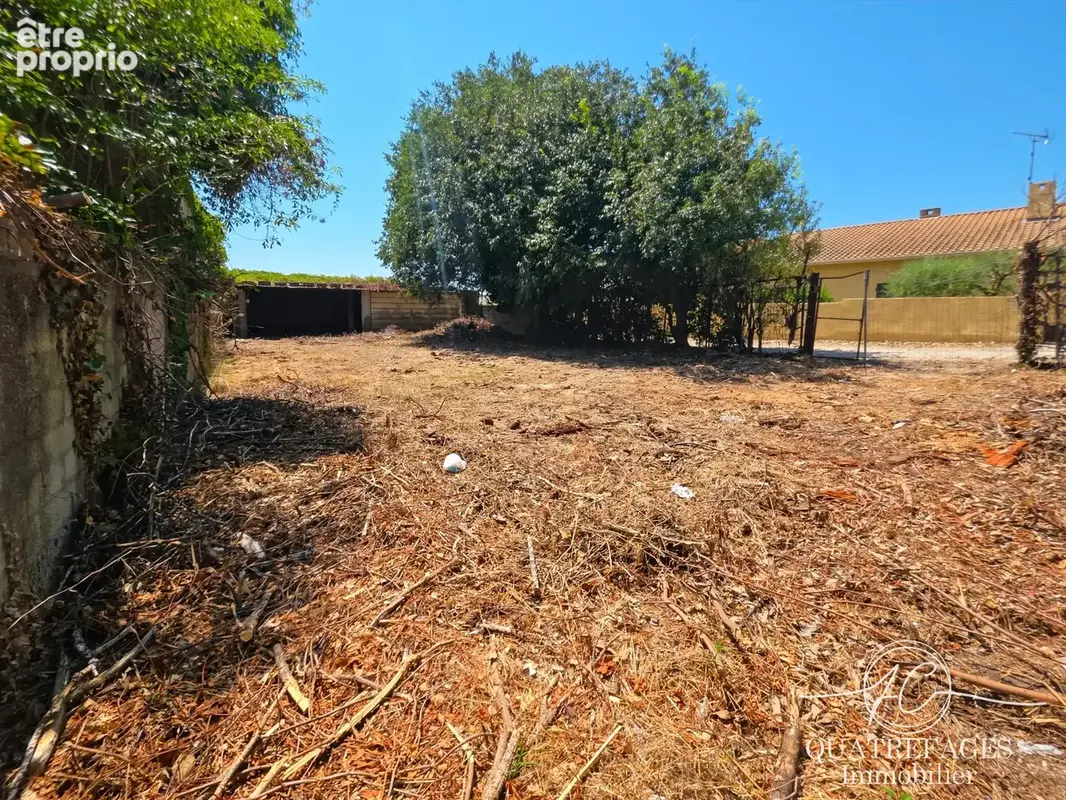 Terrain constructible de 488 m2 idéalement situé à deux pas du centre-ville de Beaucaire. - photo 6