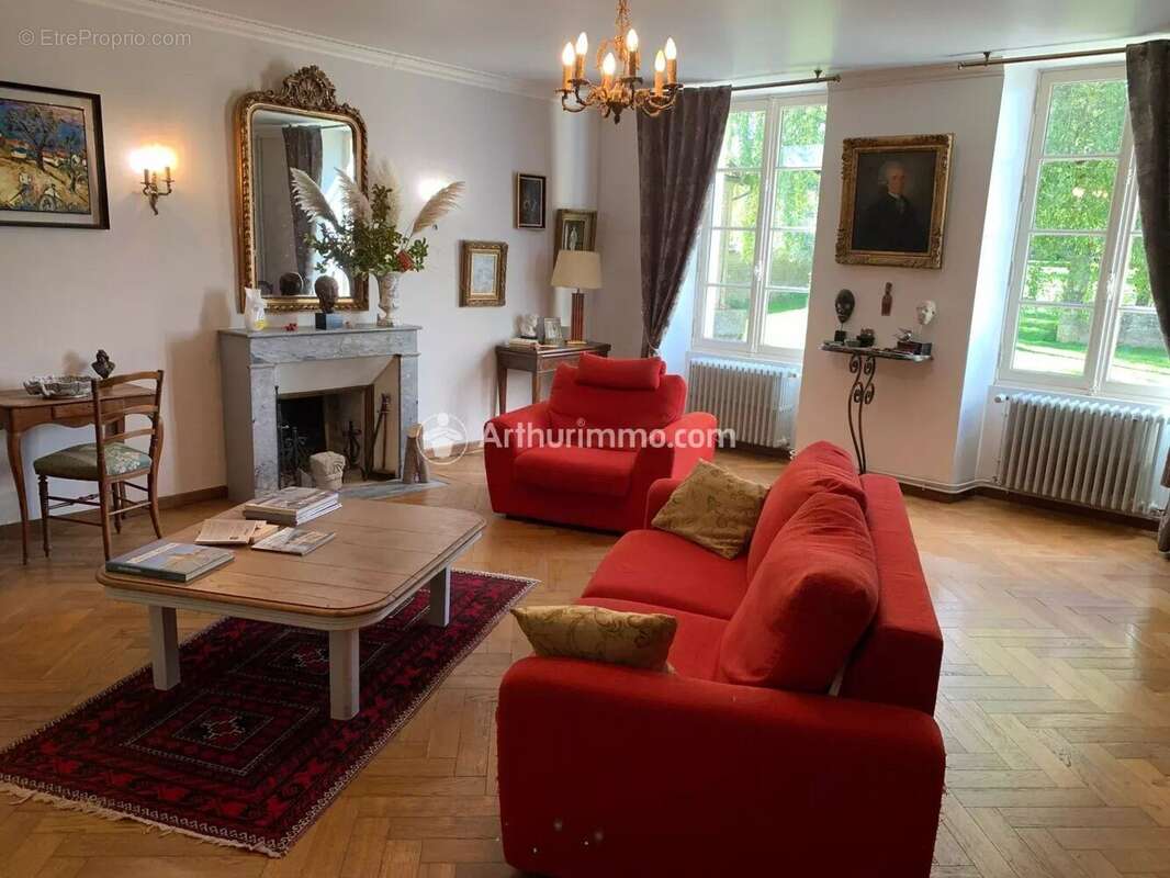 Maison à SAINT-MARTIAL