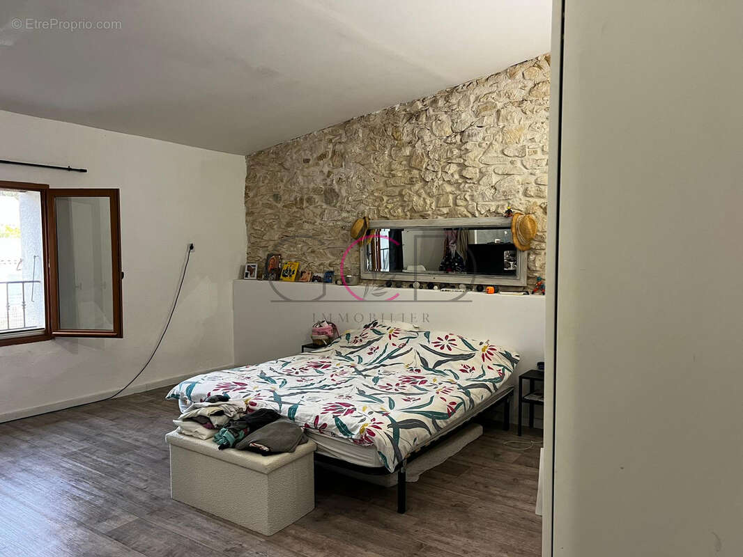 Maison à COUDOUX