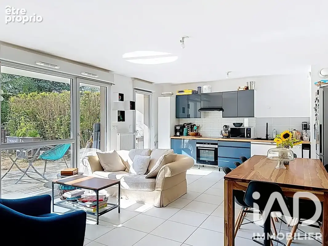 Photo 1 - Appartement à LENTILLY