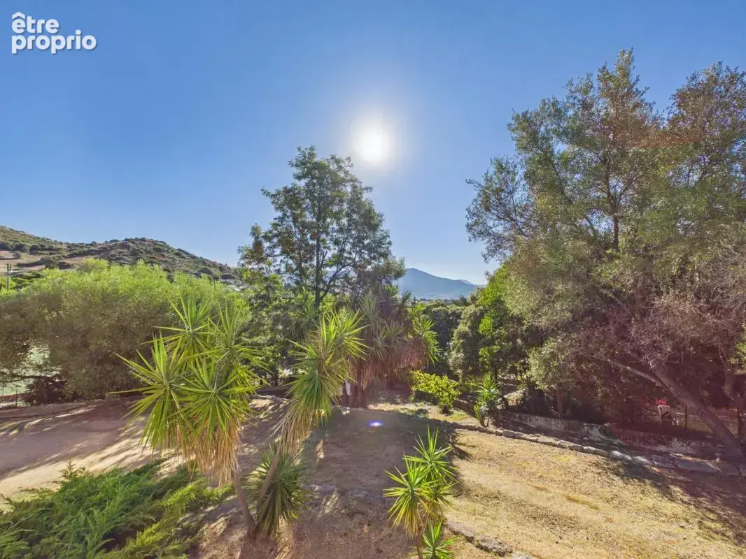 A vendre villa f4/5 avec piscine a afa - photo 12