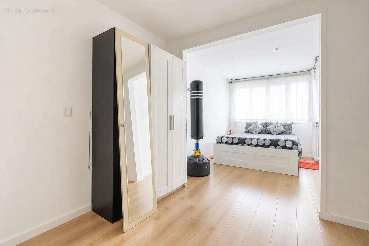 Maison à DRANCY