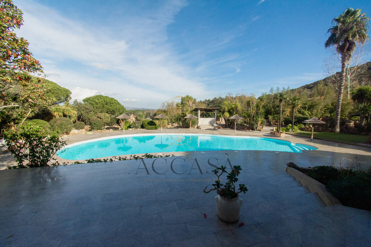 Maison à PORTO-VECCHIO