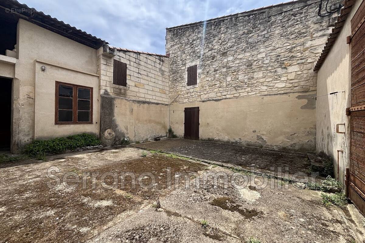 Appartement à BEAUCAIRE