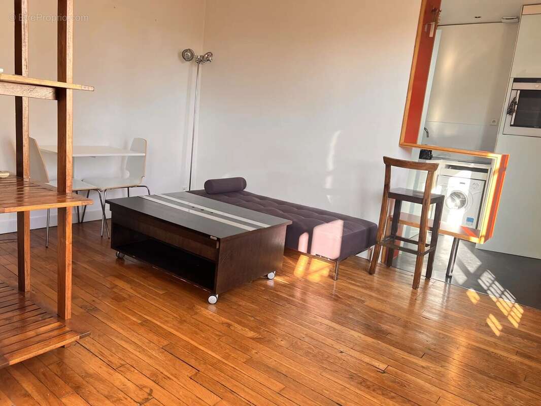 Appartement à PARIS-19E