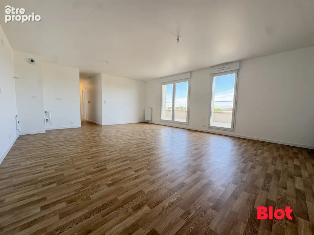 Appartement 4 pièces 90 m² à vendre à Bedee (35137) - photo 2