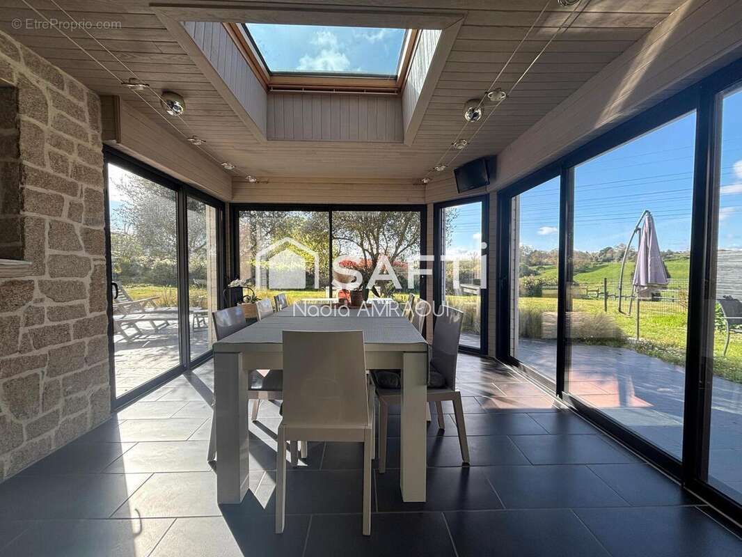 Photo 7 - Maison à SAINT-AVE