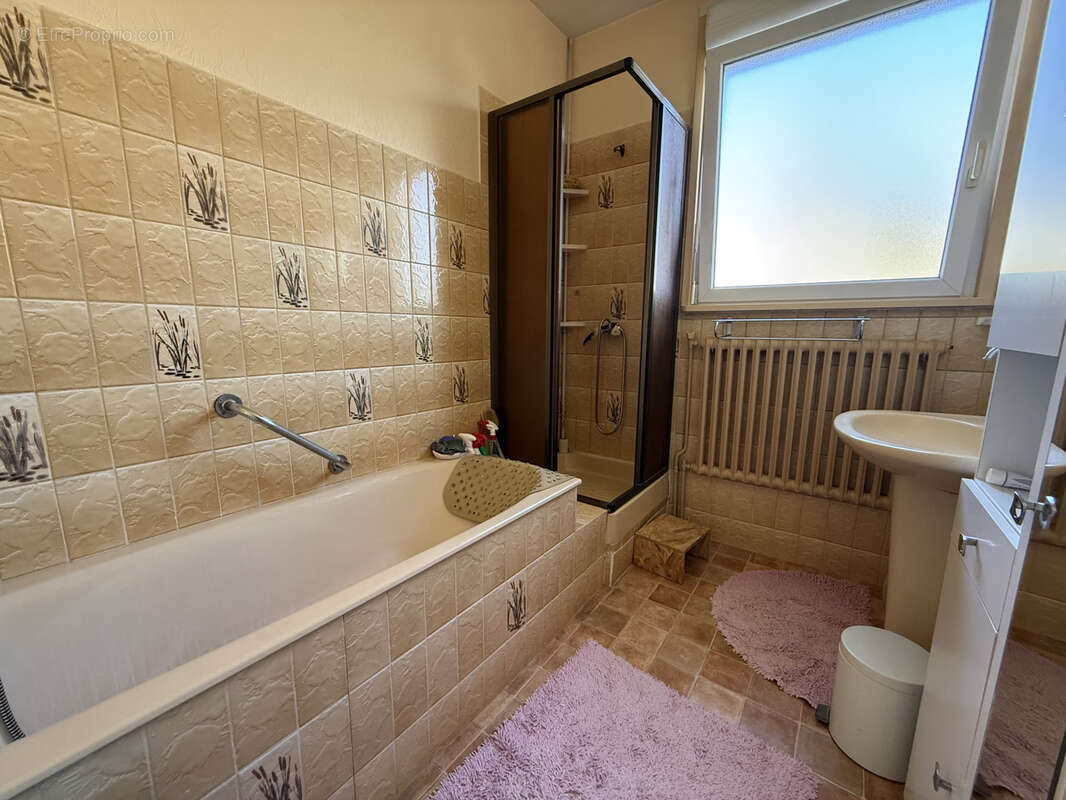 Maison avec dépendance et vue - photo 10