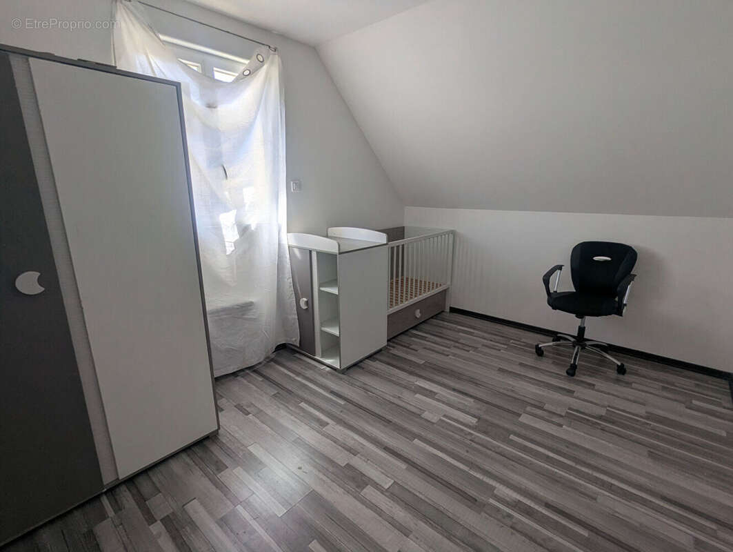 Maison Saint Eloi 4 pièce(s) 90 m2 - photo 10
