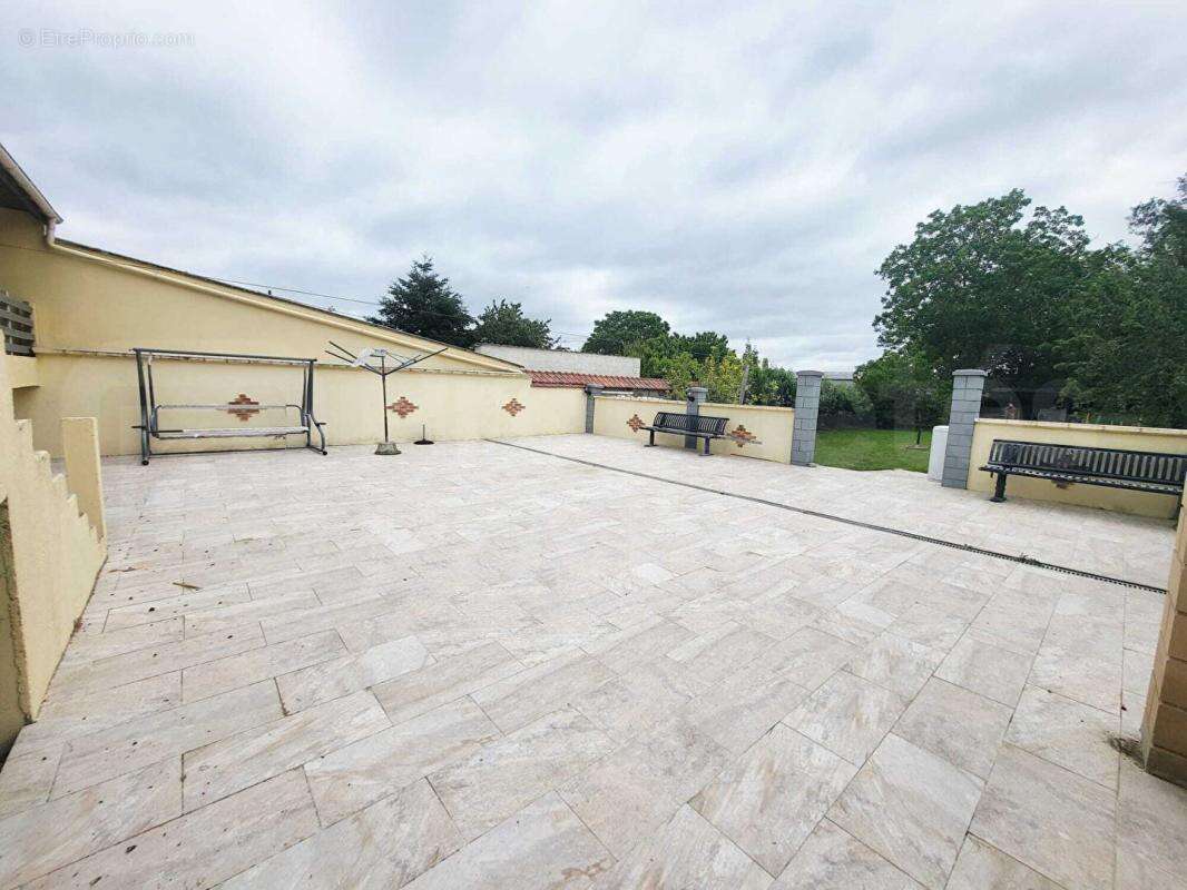 Maison sur sous-sol total, 4 chambres et jardin - photo 13