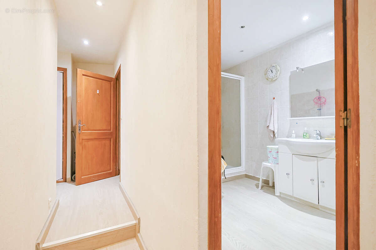 Appartement à HYERES