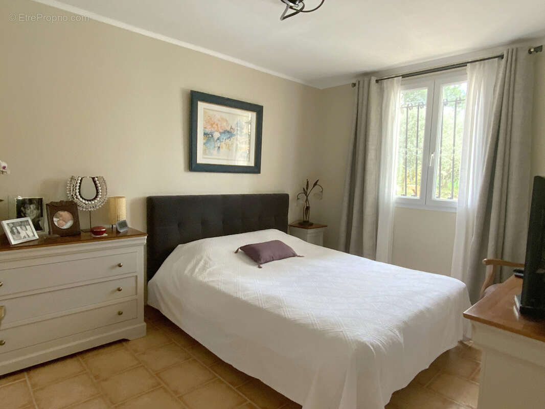 Villa avec vue montagne et piscine - photo 13