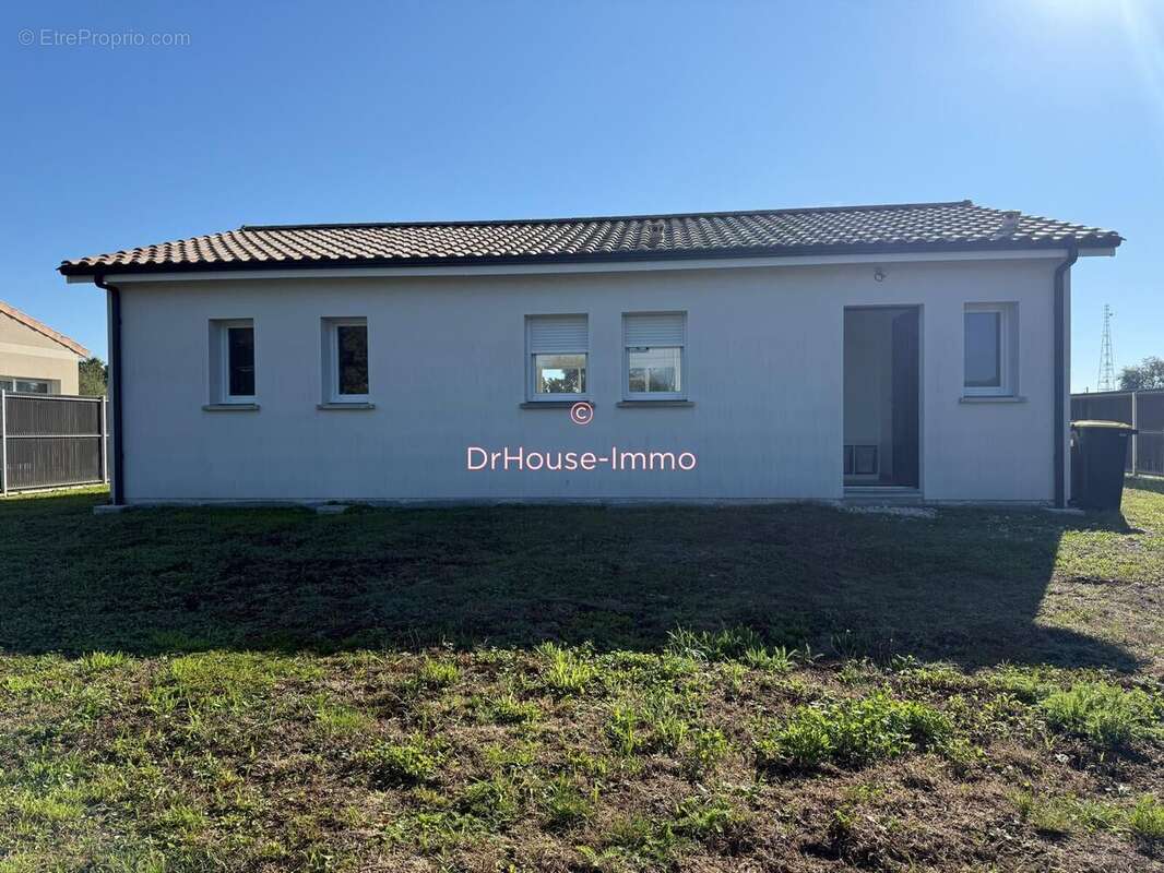 Maison à SAINT-SULPICE-ET-CAMEYRAC