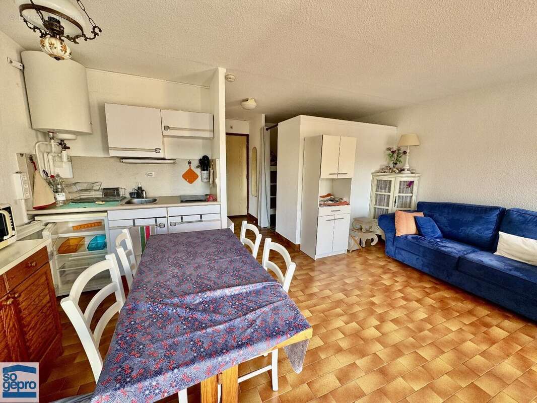 Réf : 2071 - Vente Grand Studio Cabine dans résidence avec piscine et ascenseur ! - photo 7