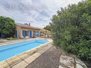 Maison à SAINT-RESTITUT