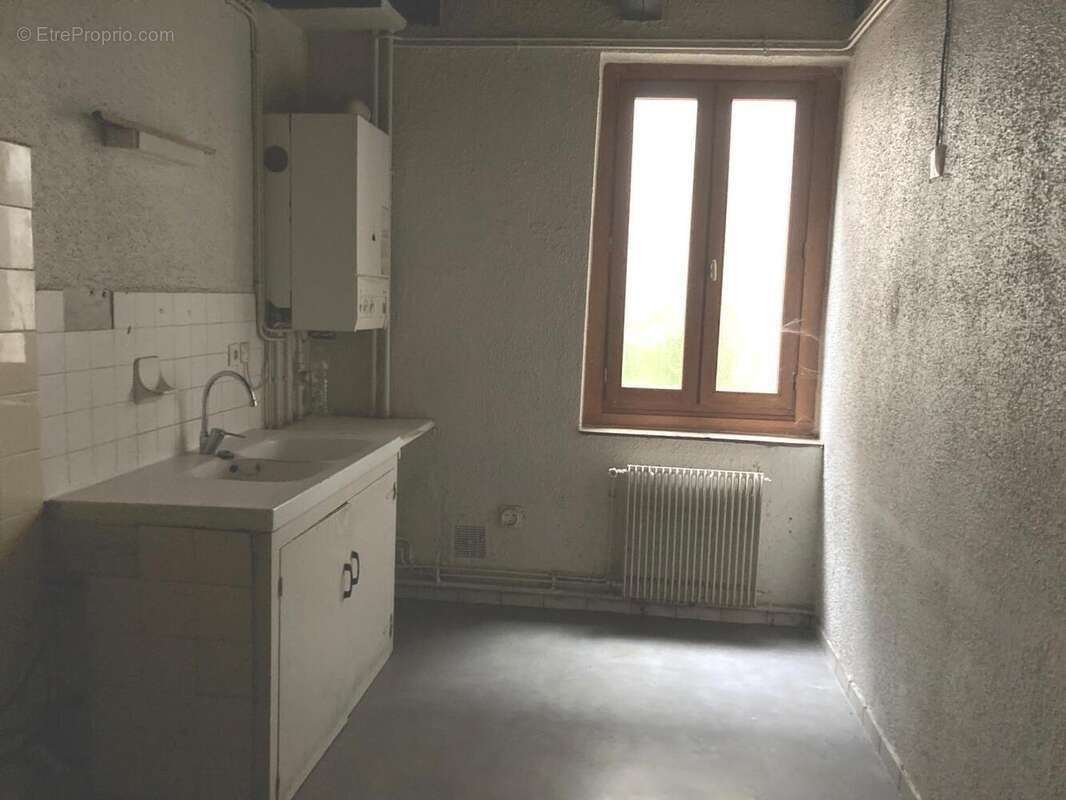 cuisine - Maison à CAHORS