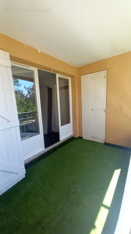 Appartement à BORMES-LES-MIMOSAS