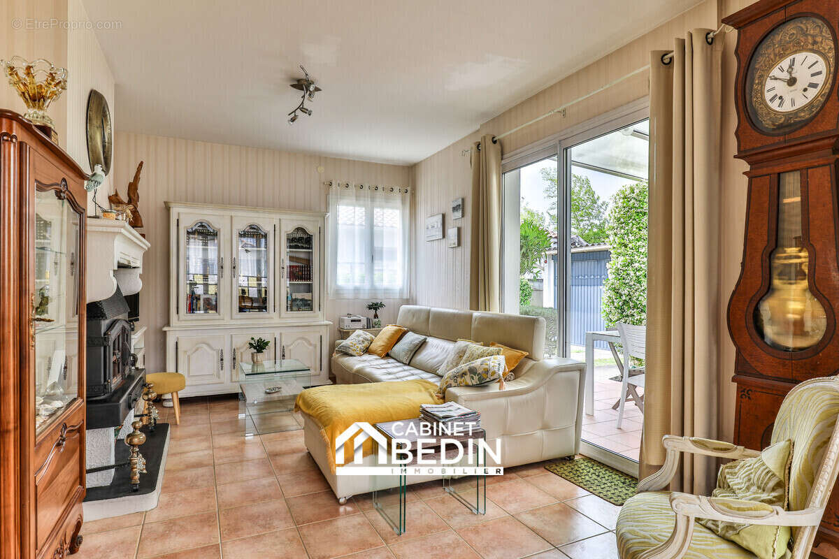 Maison 108 m² à Gujan-Mestras  - photo 4