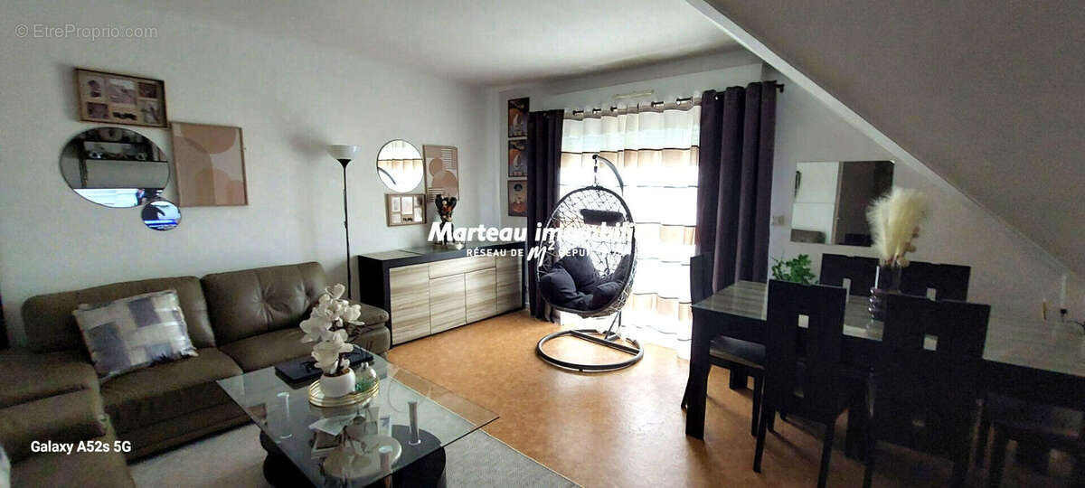 Appartement à COULAINES