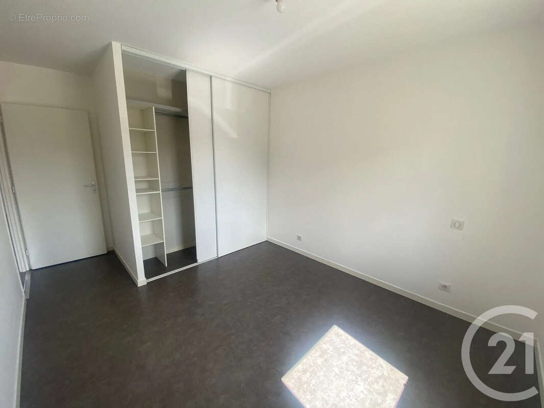 Maison à L&#039;ISLE-D&#039;ESPAGNAC