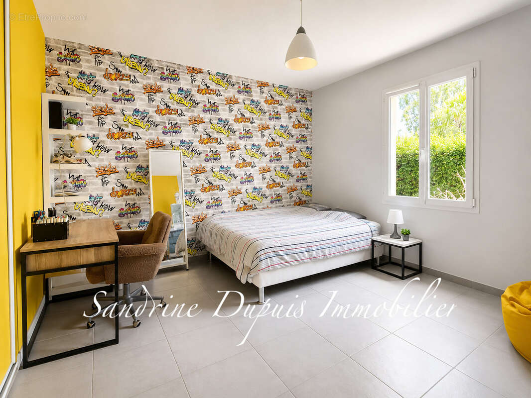 Maison de plain-pied 150 m2   4 chambres   Grand garage    À 7 min de Saintes - photo 11