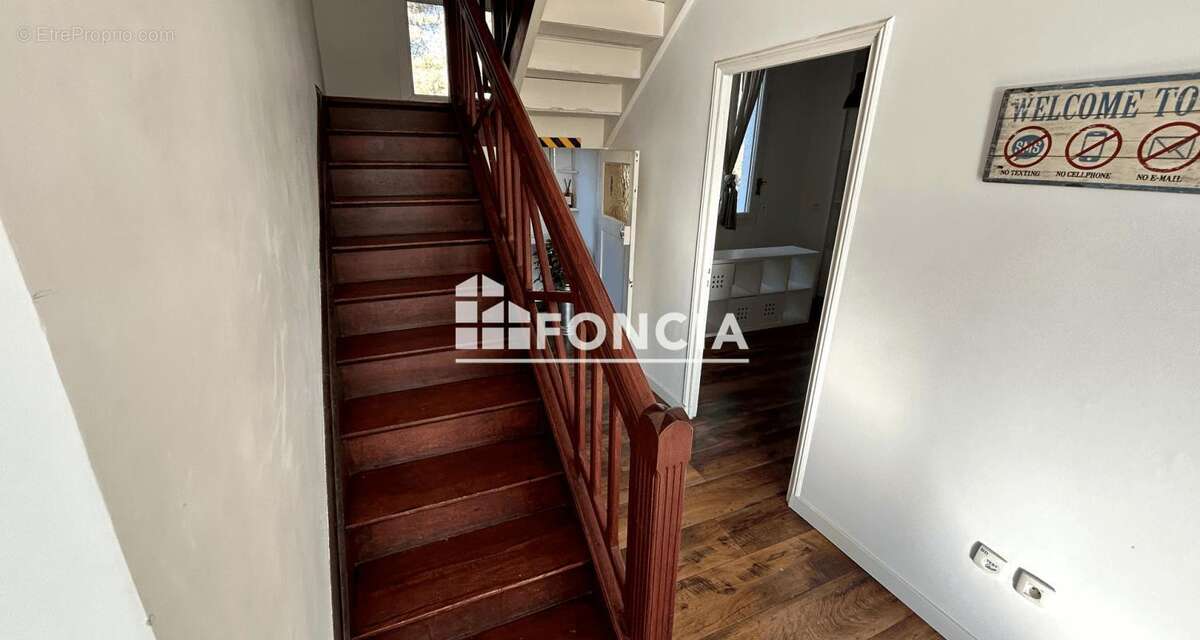 Maison à BORMES-LES-MIMOSAS