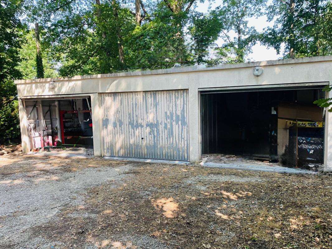 Terrain à VERNOUILLET