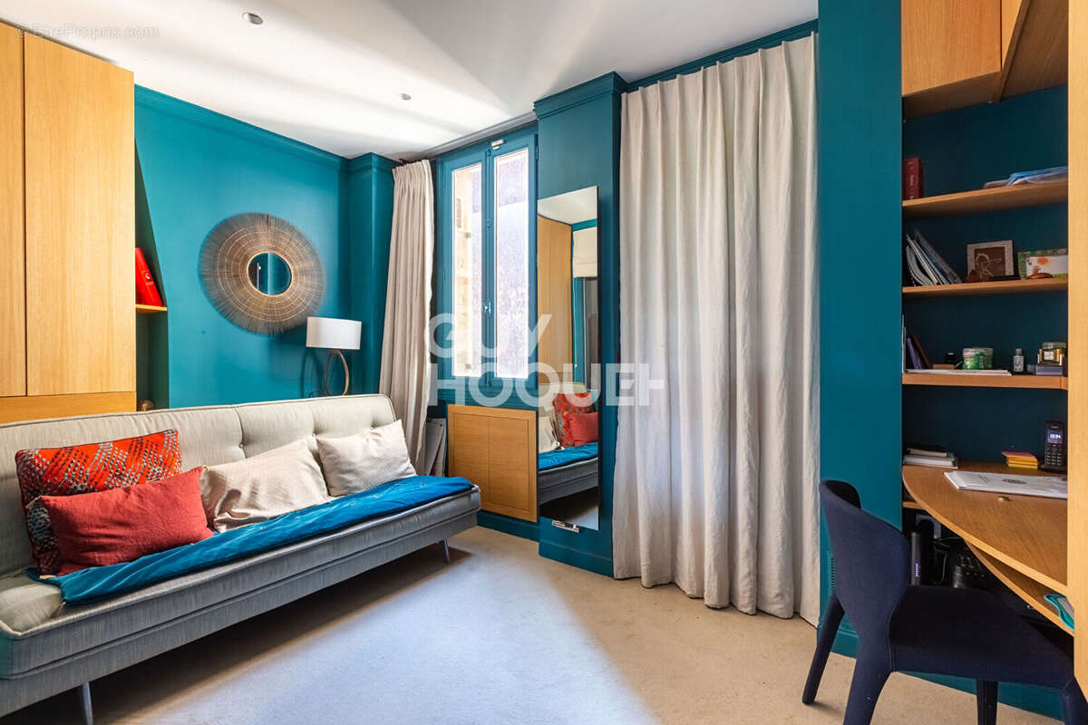 Appartement à PARIS-5E