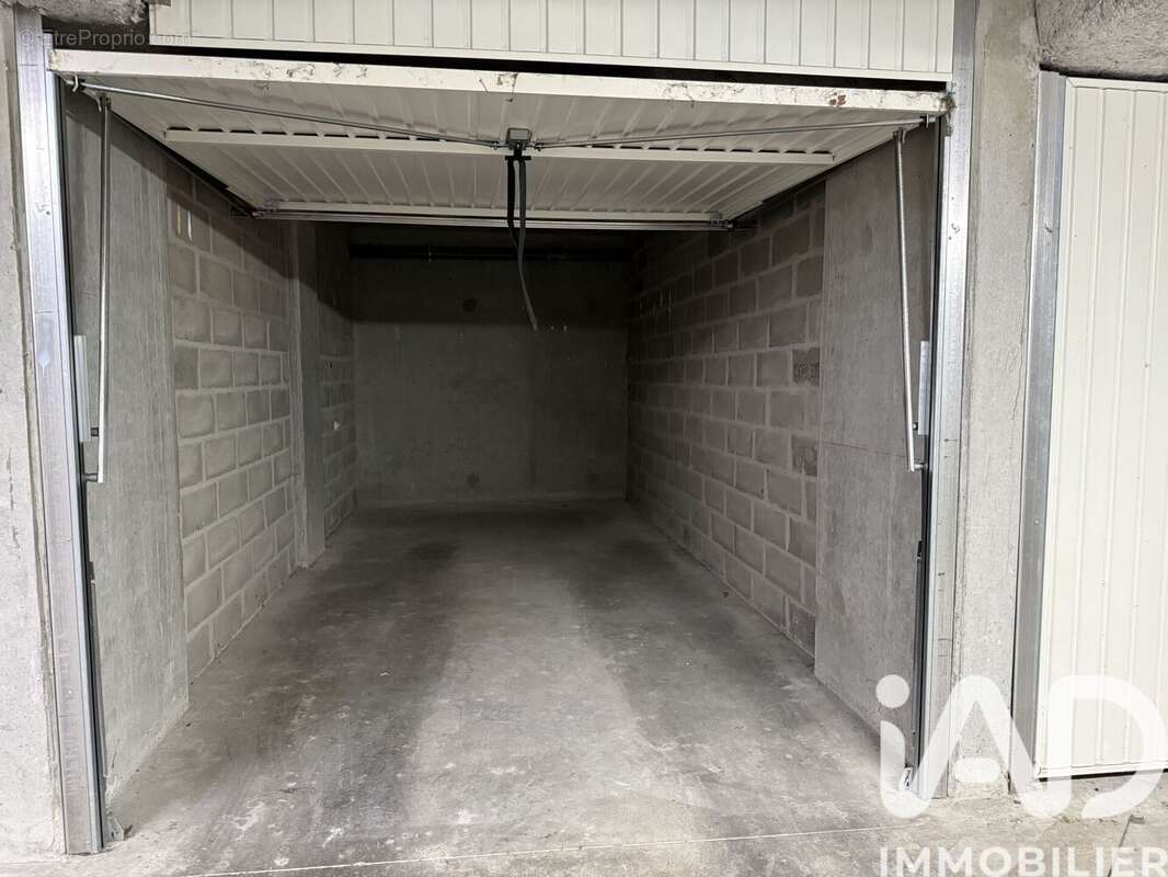 Photo 9 - Appartement à MEYZIEU