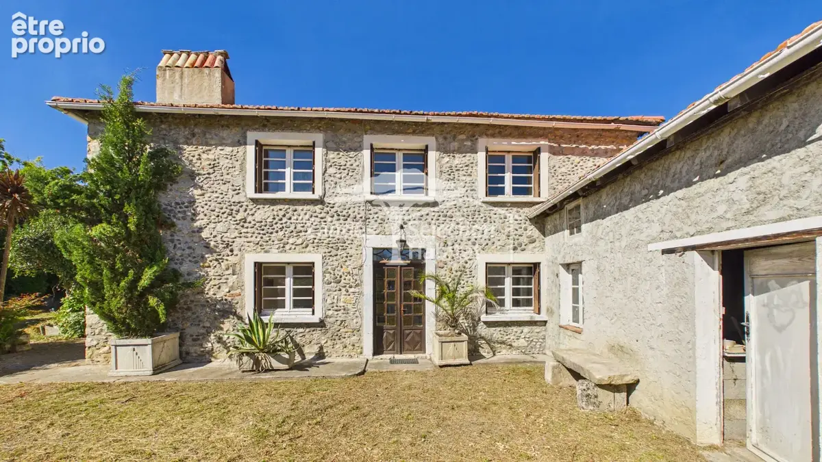 Maison à LABATUT