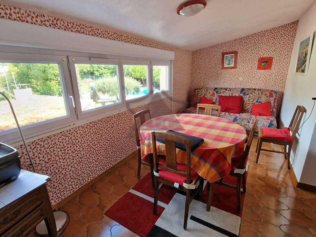 Maison en pierres avec hangar et piscine - photo 6