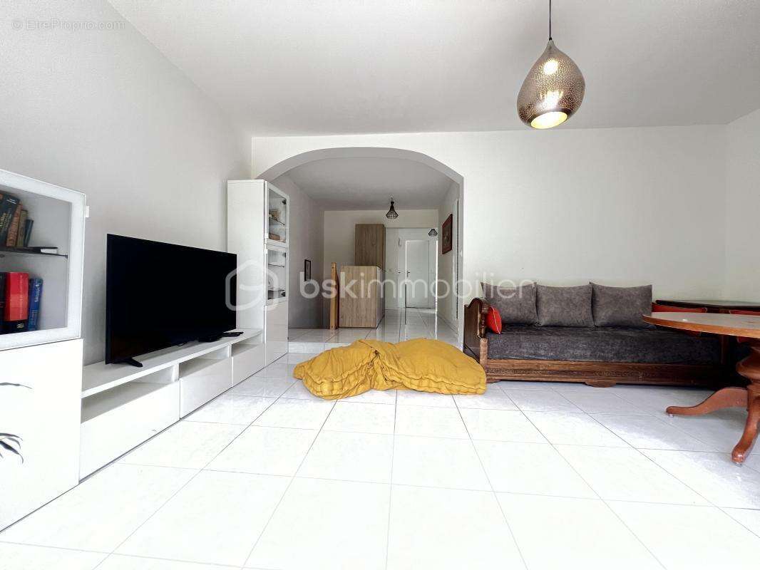 Maison  pièces Les Coteaux Argenteuil - photo 3