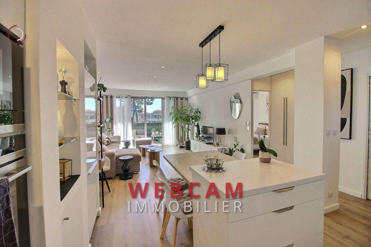 Appartement à LE CANNET