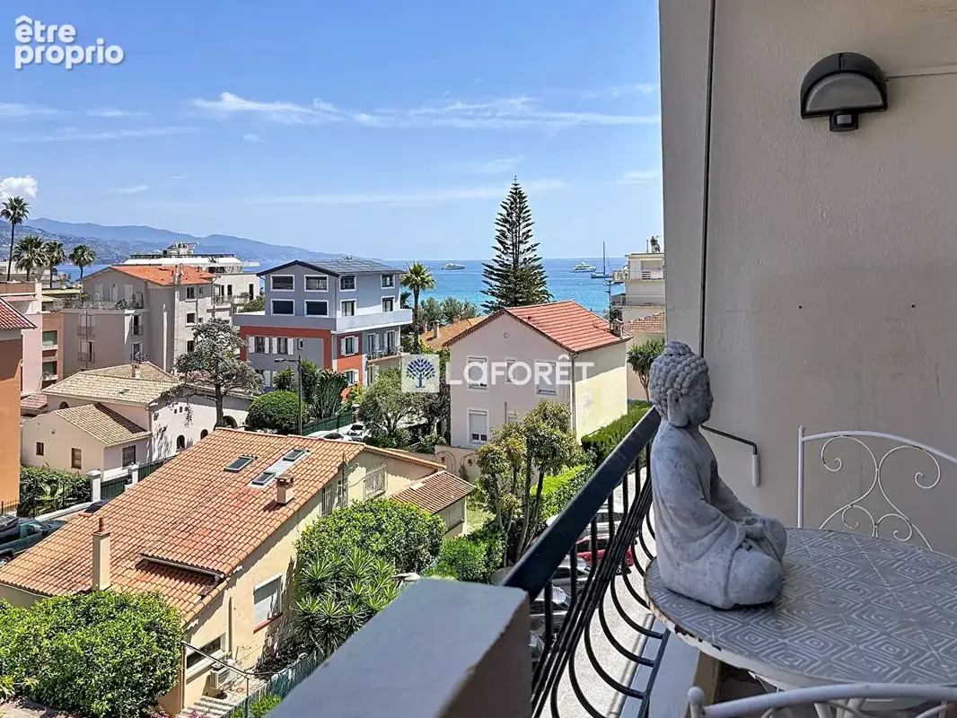 Roquebrune Cap Martin 2 pièces 30 .36 m2 - dernier étage - vue mer  - grande terrasse - photo 5