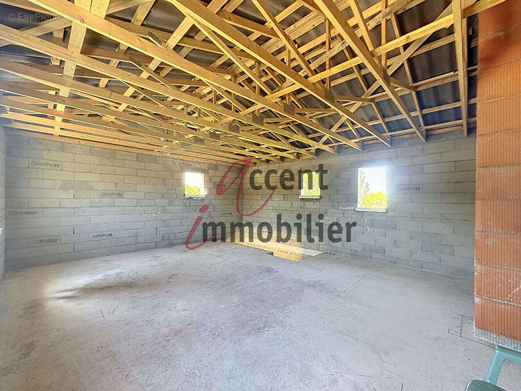 Eygalières, maison neuve 90m² avec garage et piscine - photo 3