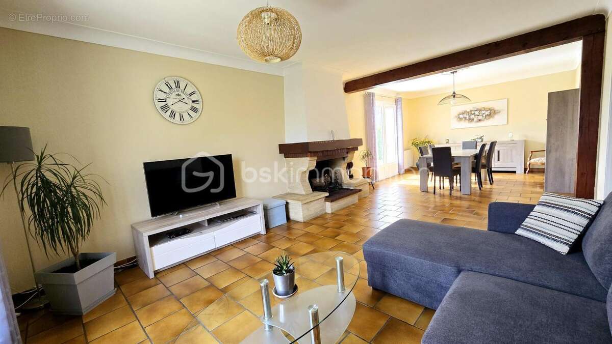 Maison à CAUDECOSTE