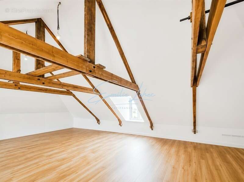 Melgven – Propriété de caractère de 197 m² avec dépendances en pierre sur plus de 8 600 m² de terrain - photo 17