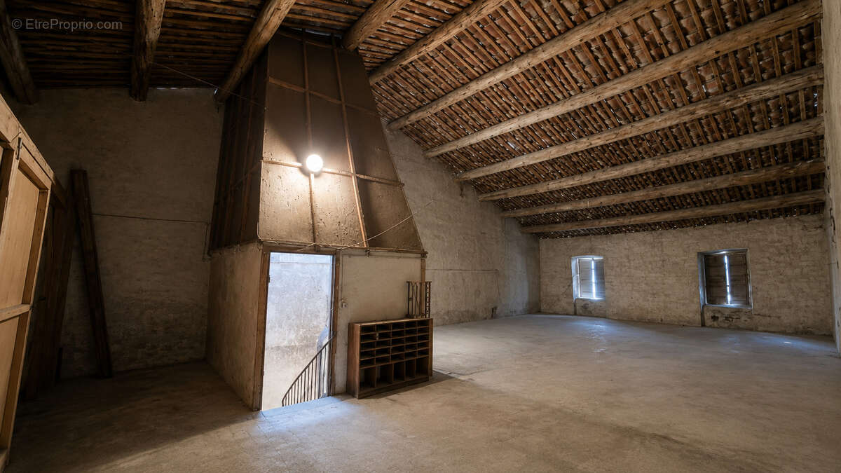 Maison à CADENET