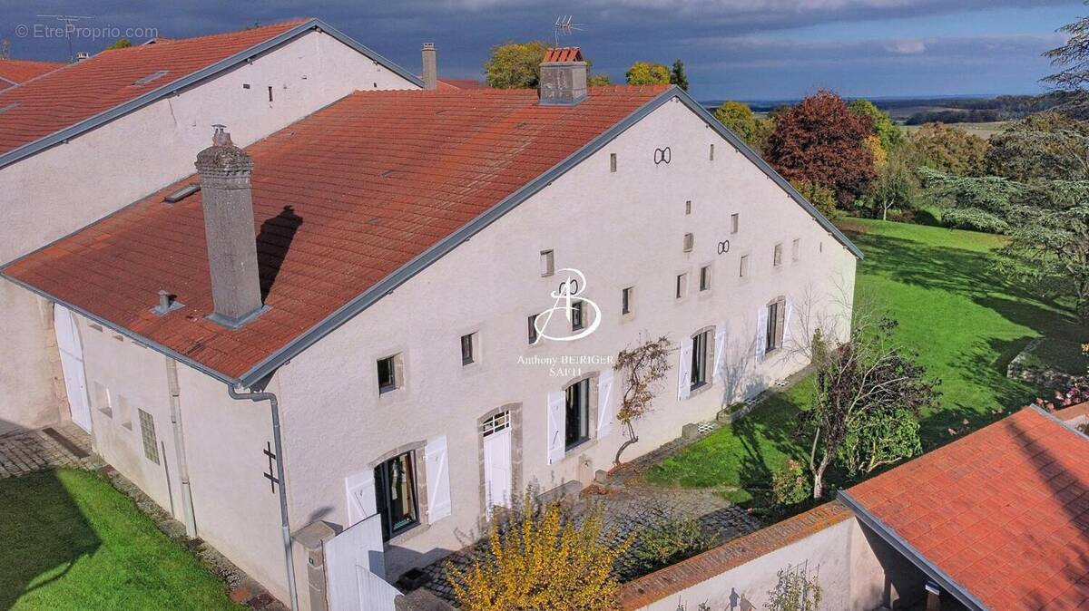 Photo 1 - Maison à BREMONCOURT