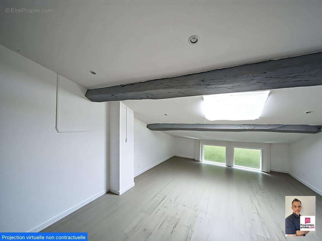 Appartement à TOURVES