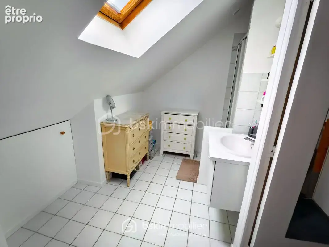 Coup de cœur pour cette maison de ville au charme d'antan et sa dépendance indépendante - photo 14