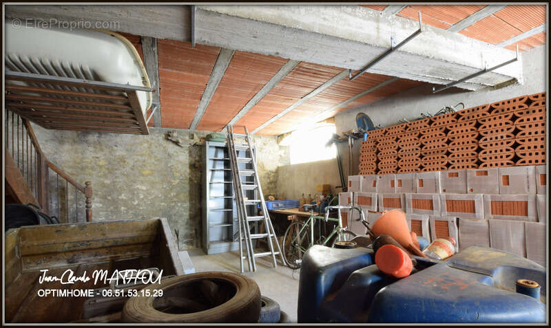 Maison à LABASTIDE-D&#039;ANJOU