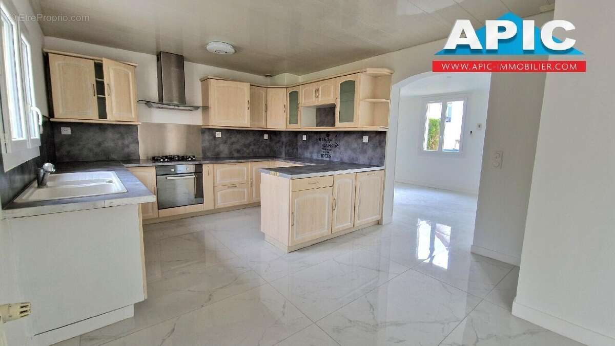 Maison à SAINT-BRICE-SOUS-FORET