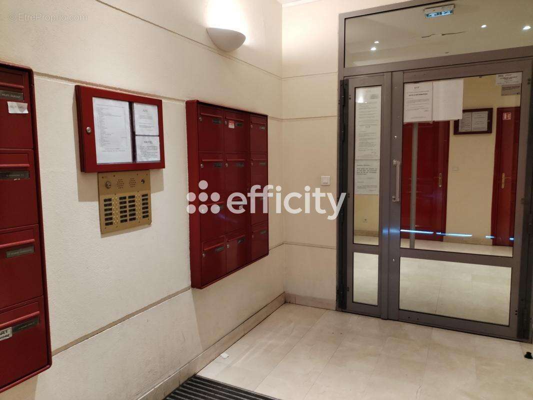 Appartement à PARIS-10E