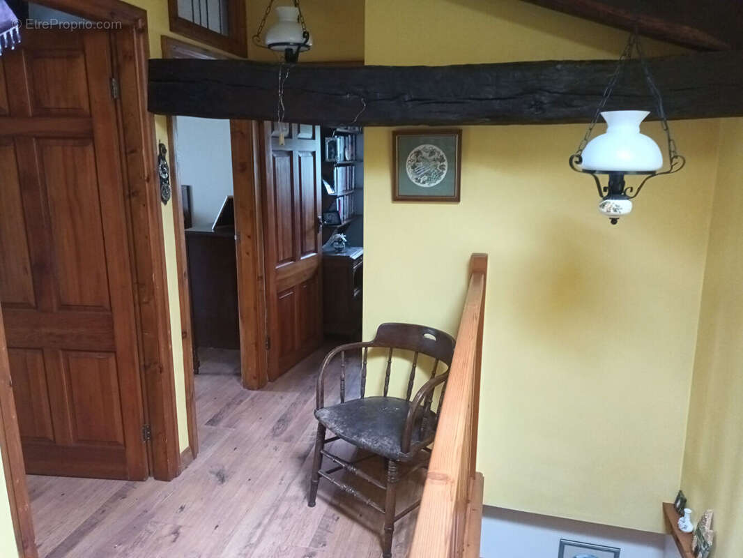Maison 140m² à valence-en-poitou - photo 9