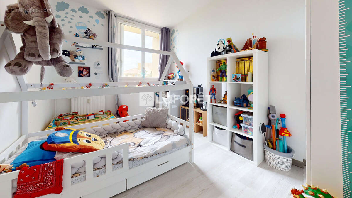 Appartement à MARSEILLE-13E